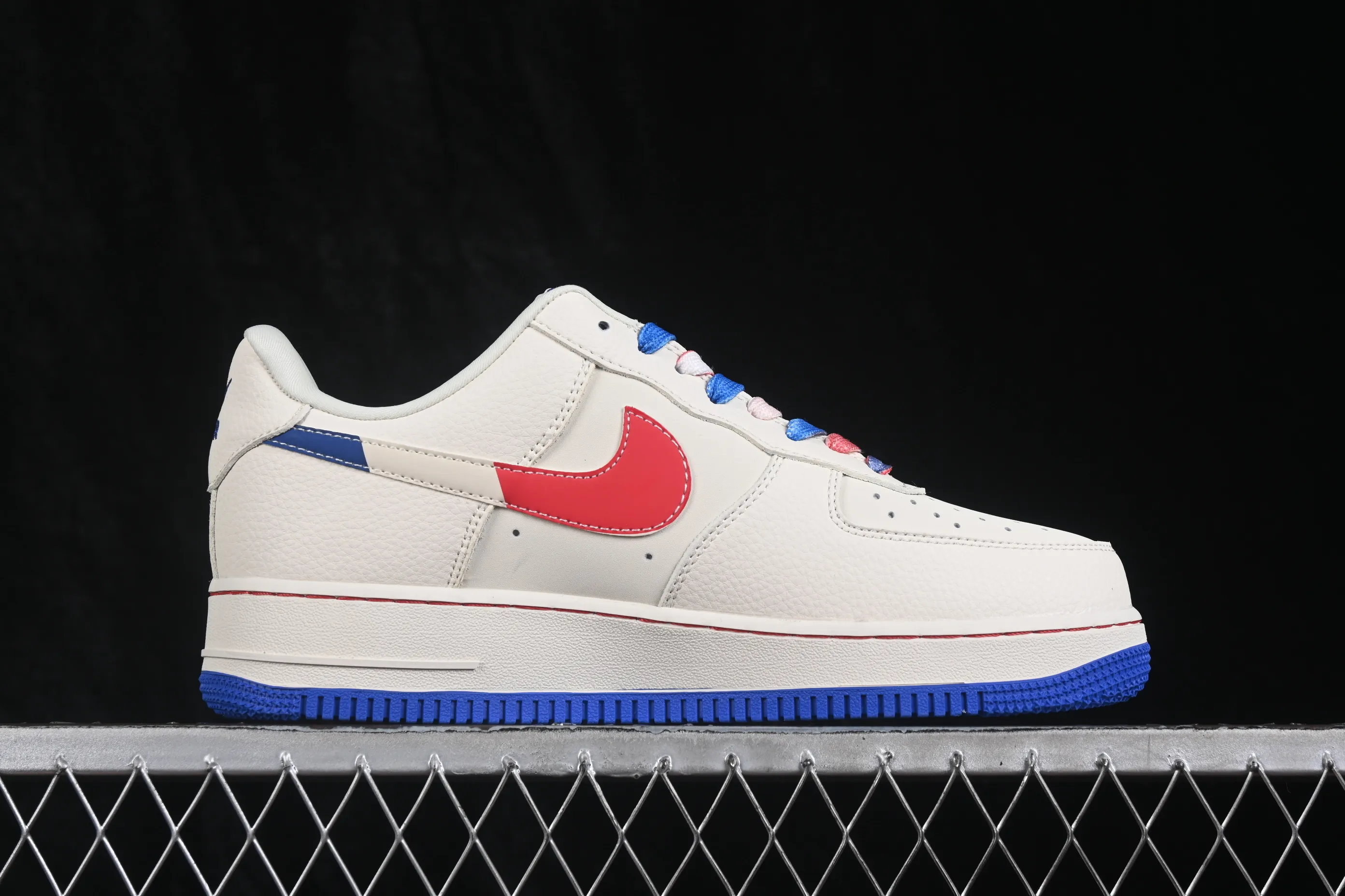 All categories Nk Air Force 1 Air Force series Nk Air Force 1 Low Air Force low-top Nike Air Force 1'07 Low World Cup theme Air Force 1 low-top casual sneakers DW8806-015